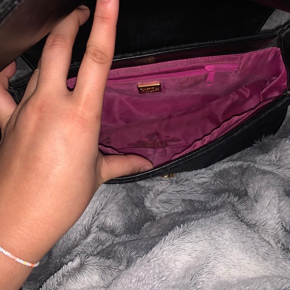 Handbag - Picture 9 of 11